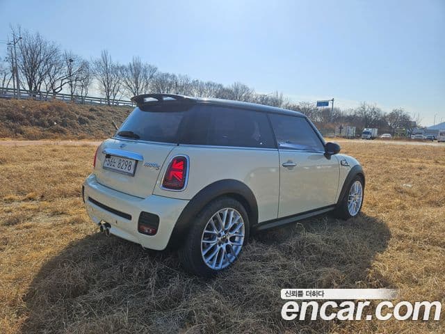 Mini Cooper S 2세대, 2009 2