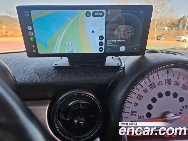 Mini Cooper S 2세대, 2009 11