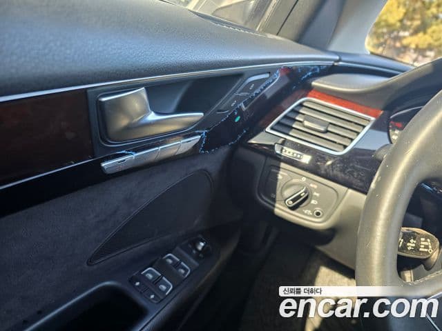 Audi New A8 D4, 2011 9