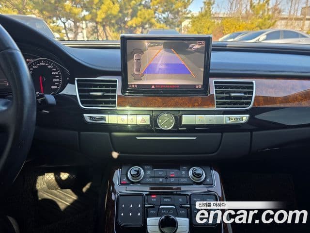 Audi New A8 D4, 2011 11