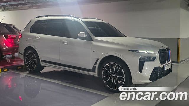 BMW X7 (G07) xDrive 40i M Sport 6인승, 2024 3