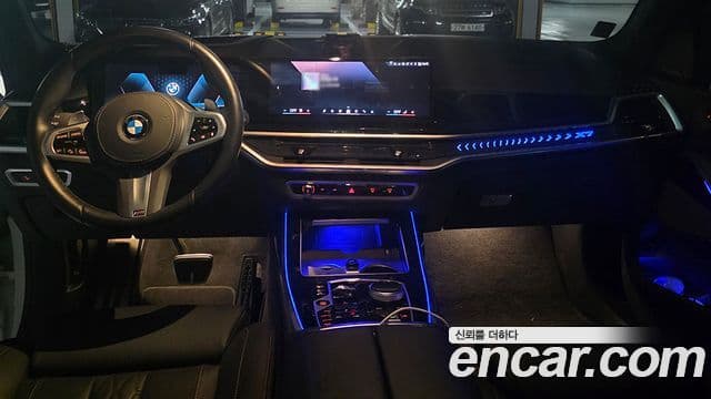 BMW X7 (G07) xDrive 40i M Sport 6인승, 2024 13