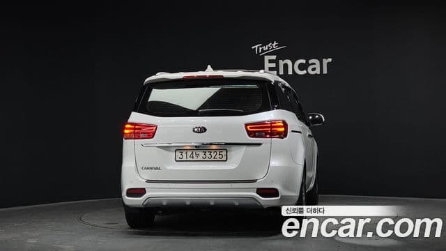 Kia The / новый New Carnival Special, 2019 4