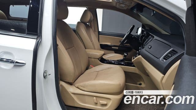 Kia The / новый New Carnival Special, 2019 10