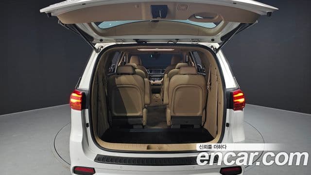 Kia The / новый New Carnival Special, 2019 20