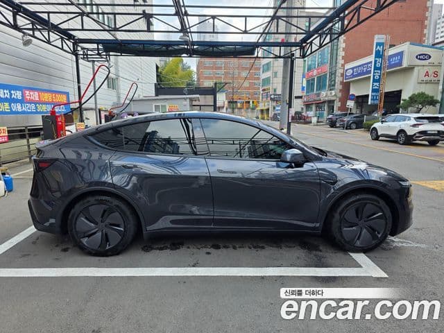 Tesla модель Y Long Range AWD, 2026 11