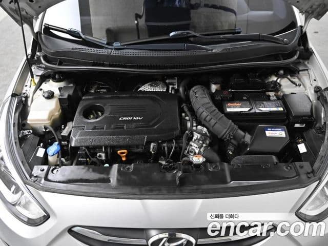 Hyundai Accent(новый кузов / новое поколение) дизель 1.6 VGT Style Plus, 2016 6