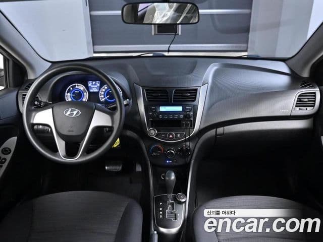 Hyundai Accent(новый кузов / новое поколение) дизель 1.6 VGT Style Plus, 2016 7