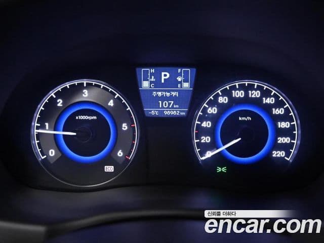 Hyundai Accent(новый кузов / новое поколение) дизель 1.6 VGT Style Plus, 2016 8