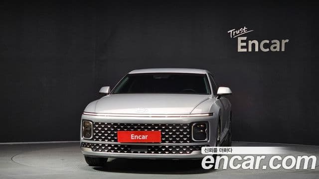 Hyundai Grandeur (GN7) Premium, 2023 3