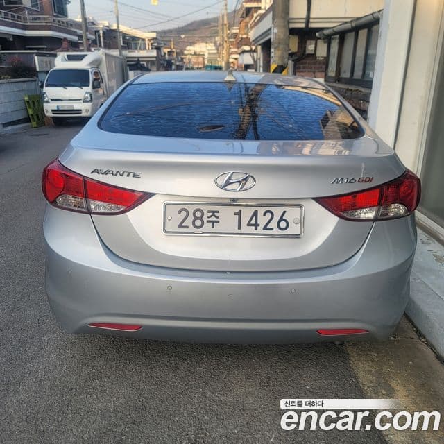 Hyundai Avante MD Luxury, 2012 2