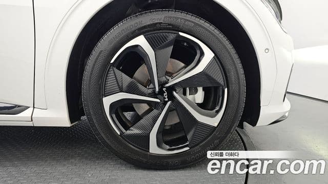 Kia EV6 GT Line, 2022 все фото