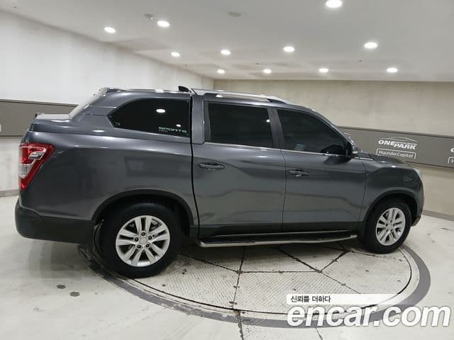 KG모빌리티(SsangYong) Rexton Sport Adventure, 2019 3