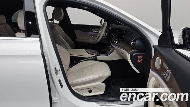 Mercedes-Benz E-класс W213 Exclusive, 2021 11