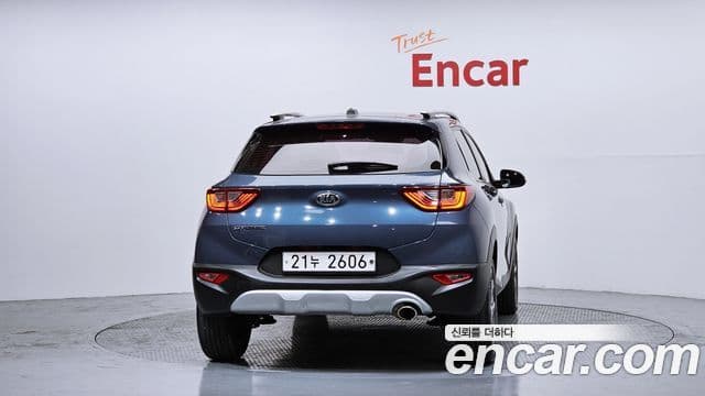 Kia Stonic Trendy, 2018 4