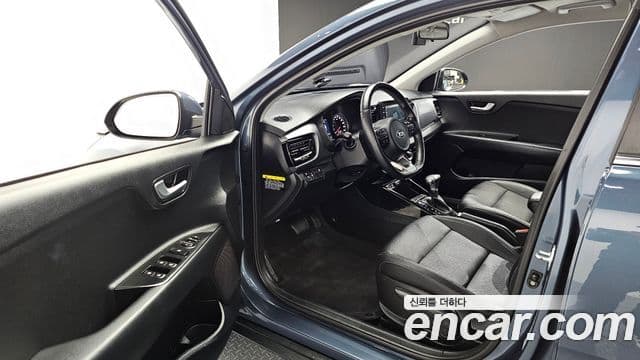 Kia Stonic Trendy, 2018 11