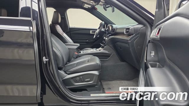 Ford Explorer 6세대 3.0 Platinum 4WD, 2022 11