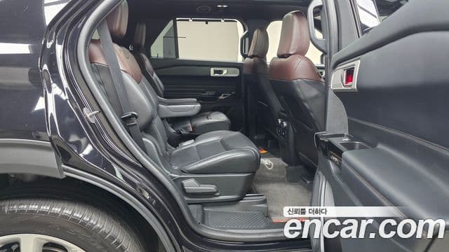 Ford Explorer 6세대 3.0 Platinum 4WD, 2022 12