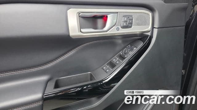 Ford Explorer 6세대 3.0 Platinum 4WD, 2022 17