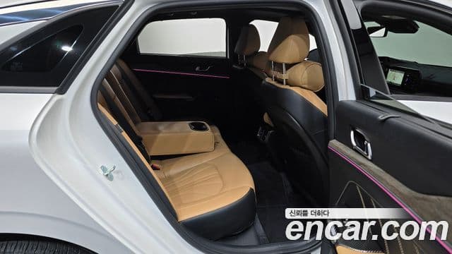 Kia K5 3세대 Signature, 2023 13