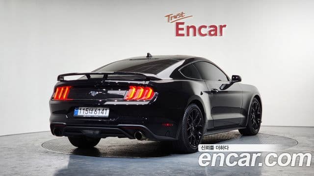 Ford Mustang купе, 2021 2