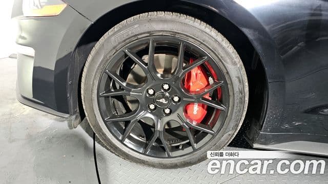 Ford Mustang купе, 2021 все фото