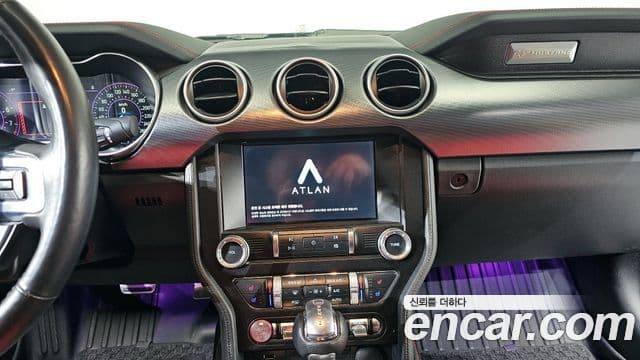 Ford Mustang купе, 2021 15