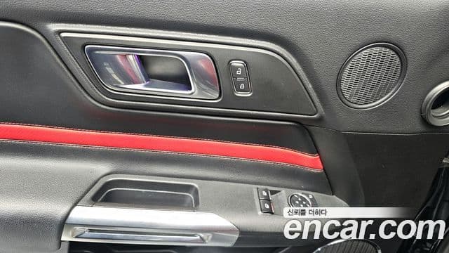 Ford Mustang купе, 2021 18