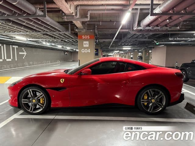 Ferrari 포르토피노 3.9 V8, 2019 2