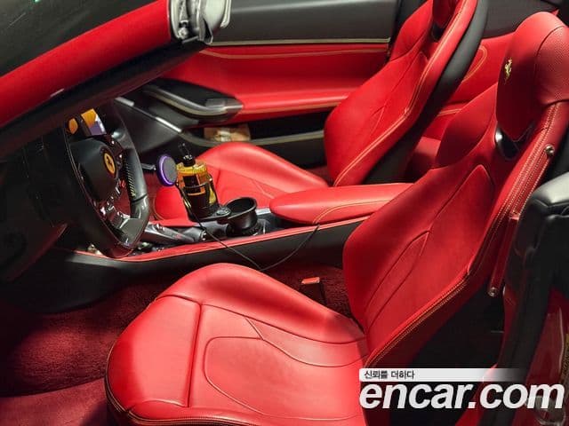 Ferrari 포르토피노 3.9 V8, 2019 8