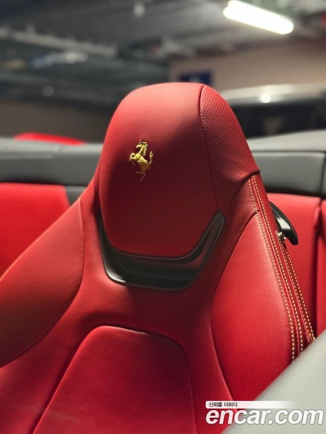 Ferrari 포르토피노 3.9 V8, 2019 11