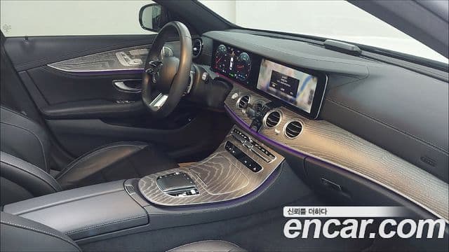 Mercedes-Benz E-класс W213 AMG Line, 2023 9