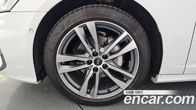 Audi A6 (C8) Premium, 2021 все фото