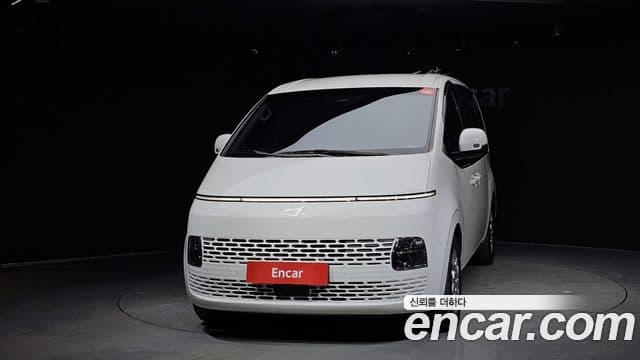 Hyundai Staria Modern, 2025 3