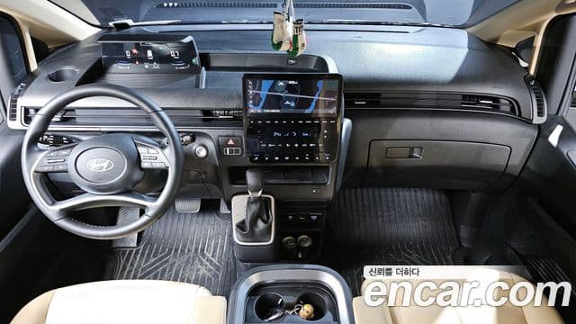 Hyundai Staria Modern, 2025 7