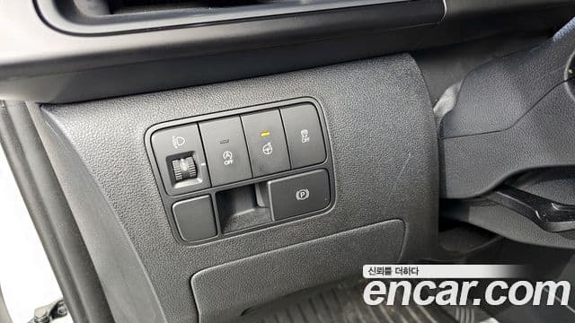 Hyundai Staria Modern, 2025 15