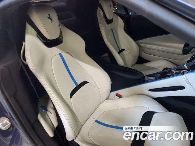 Ferrari 로마 3.9 Spyder, 2024 18