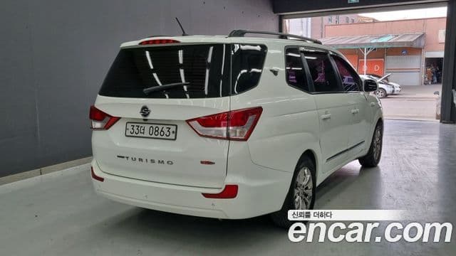 KG모빌리티(SsangYong) Korando 투리스모 4WD TX 9인승, 2016 2