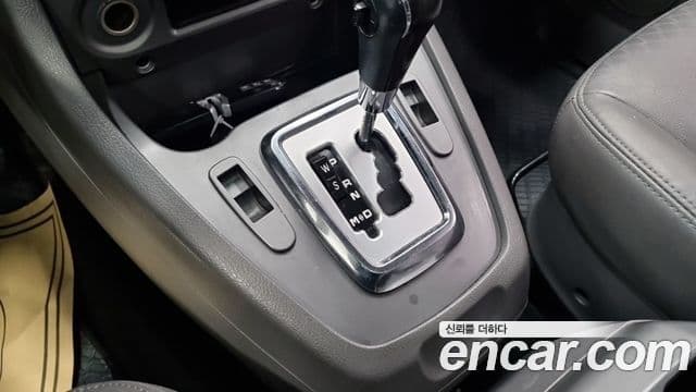 KG모빌리티(SsangYong) Korando 투리스모 4WD TX 9인승, 2016 9