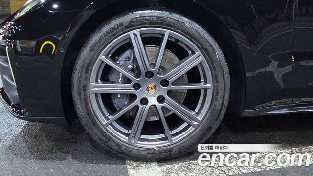 Porsche Panamera (976), 2024 18