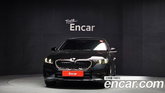 BMW 5시리즈 (G60), 2024 3