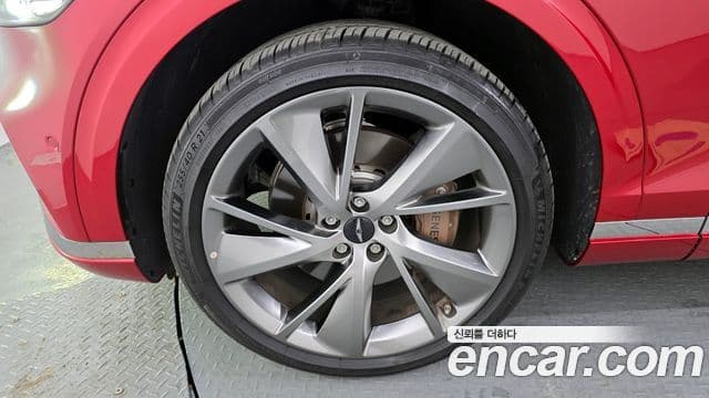 Genesis GV70, 2025 все фото