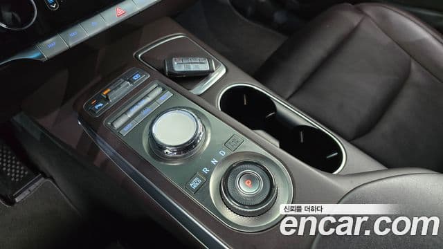 Genesis GV70, 2021 9