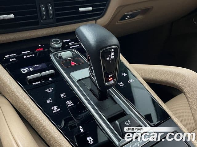 Porsche Cayenne (PO536) 3.0 купе Platinum Edition, 2022 9