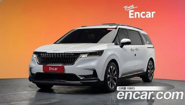 Kia Carnival 4세대 Signature, 2022 1