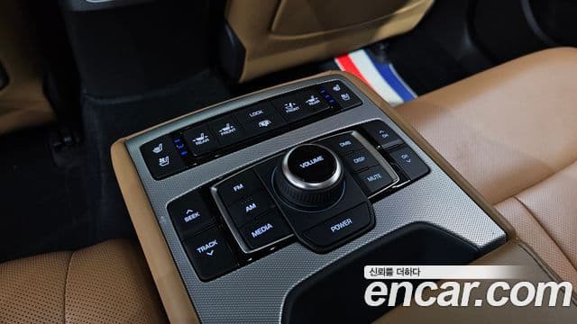 Genesis G80 Premium Luxury, 2019 19