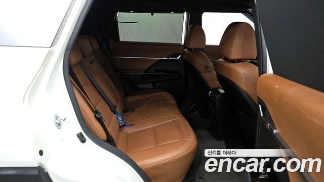 KG모빌리티(SsangYong) Torres T7, 2023 12