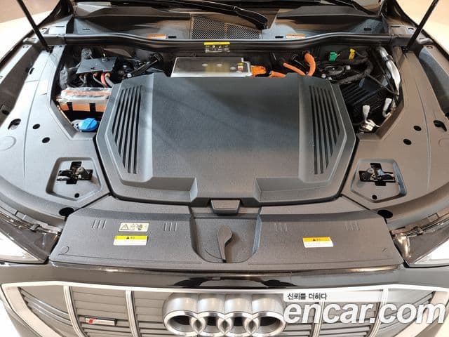 Audi e-Tron 55 Quattro Sportback, 2022 6