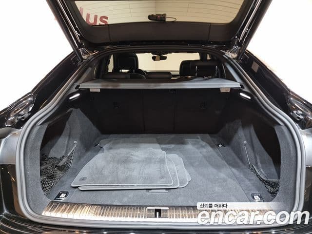 Audi e-Tron 55 Quattro Sportback, 2022 14