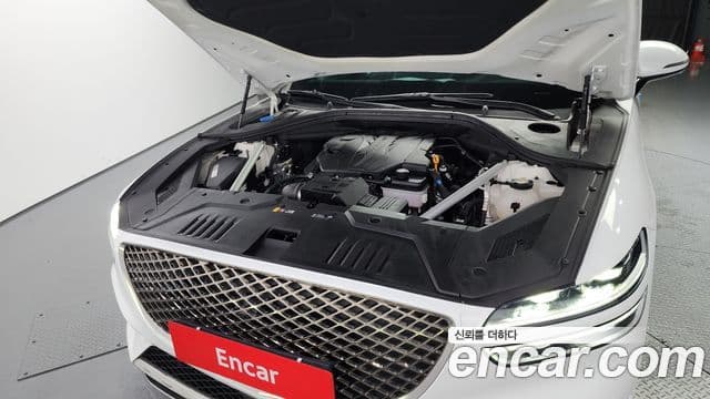 Genesis GV70, 2022 6